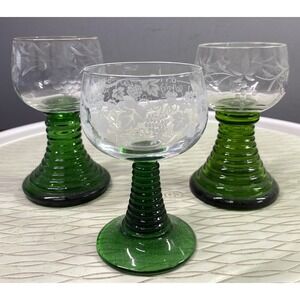 Set Of 3 Different Green Beehive Stem Etched Grapes&Vine Wine glasses Bourbon